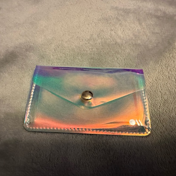 Opalescent snap Casemate - MagSafe snap pouch - Picture 1 of 3